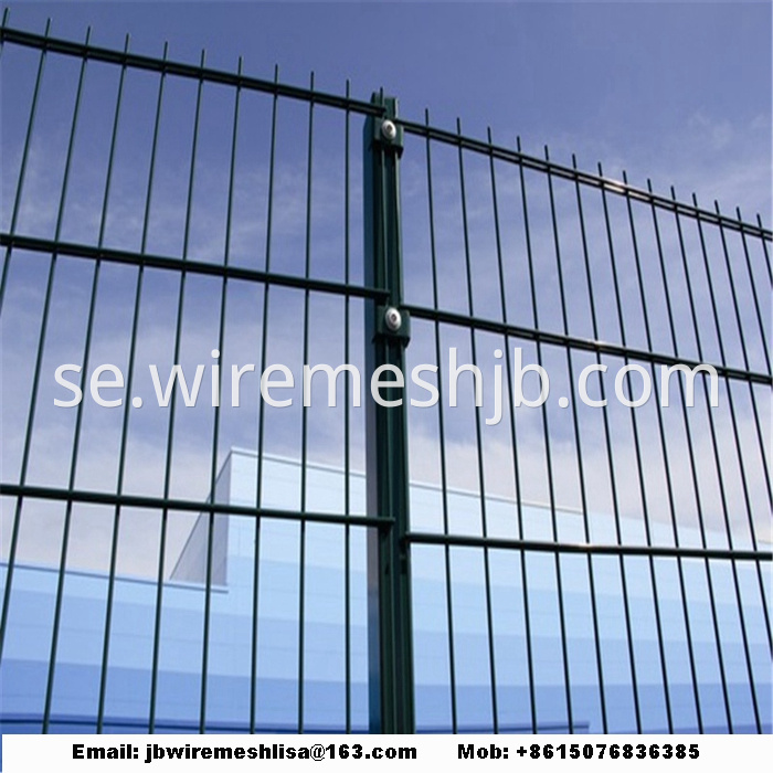 868/656 Powder Coated Double Weft Wire Mesh Fence